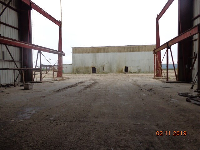 More Photos Of 4703 S Lewis St, New Iberia Warehouse For Lease
