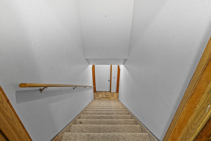 More Photos Of 302 Berger St, Riggins Apartments For Sale