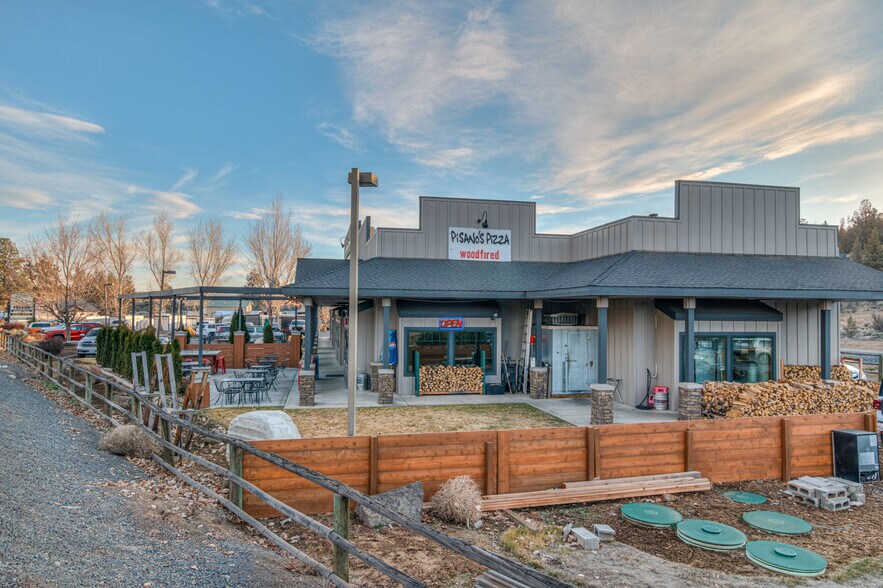 More Photos Of 64670 Strickler Ave, Bend Storefront For Sale