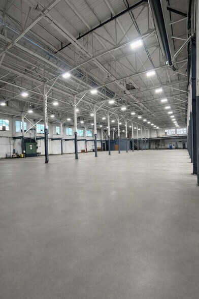 More Photos Of 801-803 West Ave, Rochester Light Manufacturing For Lease