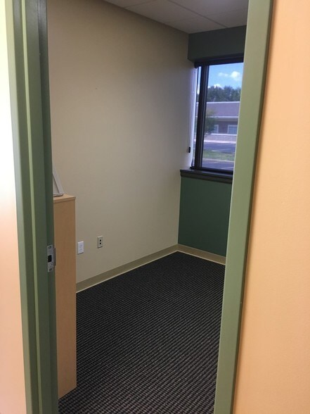 More Photos Of 3 Professional Dr, Alton Office For Lease