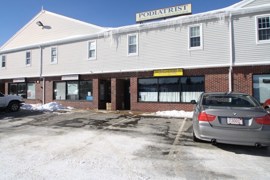 More Photos Of 4-6 Barlows Landing Rd, Pocasset Storefront Retail Office For Sale