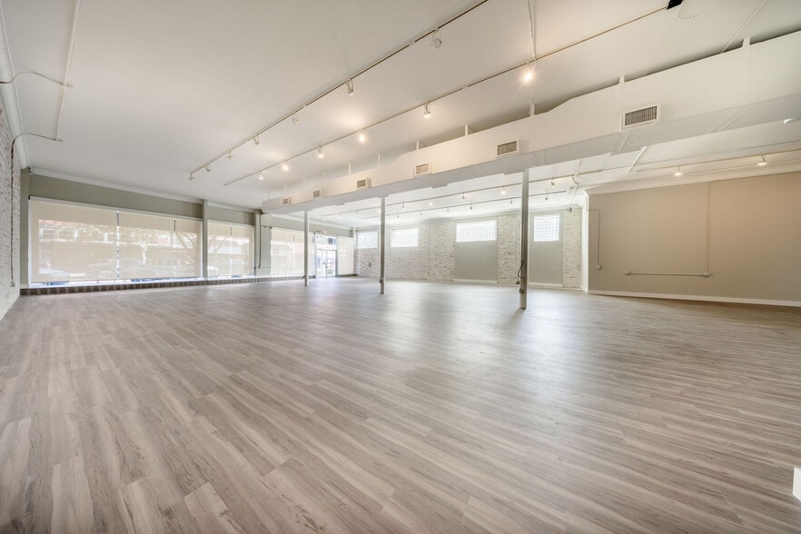 More Photos Of 121 E 1st St, Sanford Office Residential For Sale