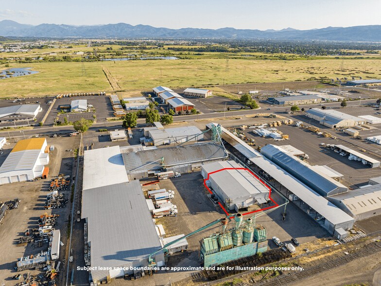 More Photos Of 1385 Antelope Rd, White City Manufacturing For Lease