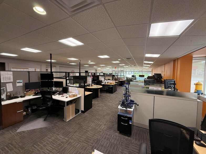 More Photos Of 3223 1st Ave SE, Cedar Rapids Medical For Sale