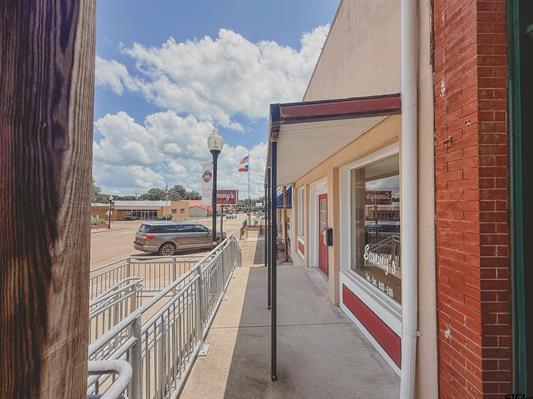 More Photos Of 122 E Frank St, Grand Saline General Retail For Sale