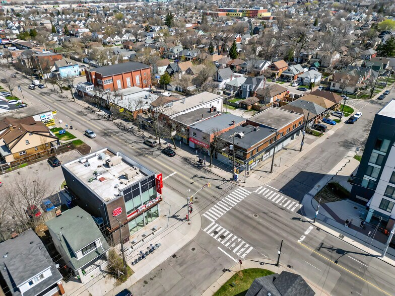 More Photos Of 70 Ottawa St N, Hamilton Storefront Retail Residential For Lease