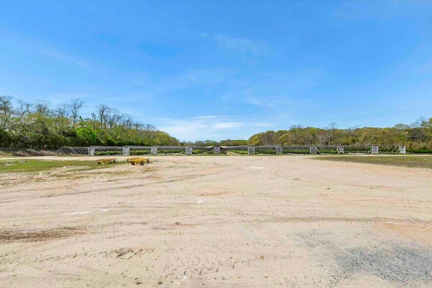 More Photos Of 935 Franklinville Road, Laurel Land For Sale