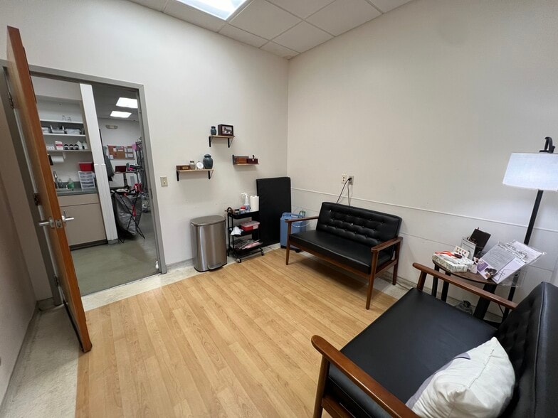 More Photos Of 202-238 E Bearss Ave, Tampa General Retail For Sale