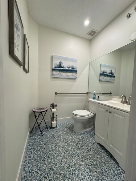 More Photos Of 9633 W Broward Blvd, Plantation Medical For Sale