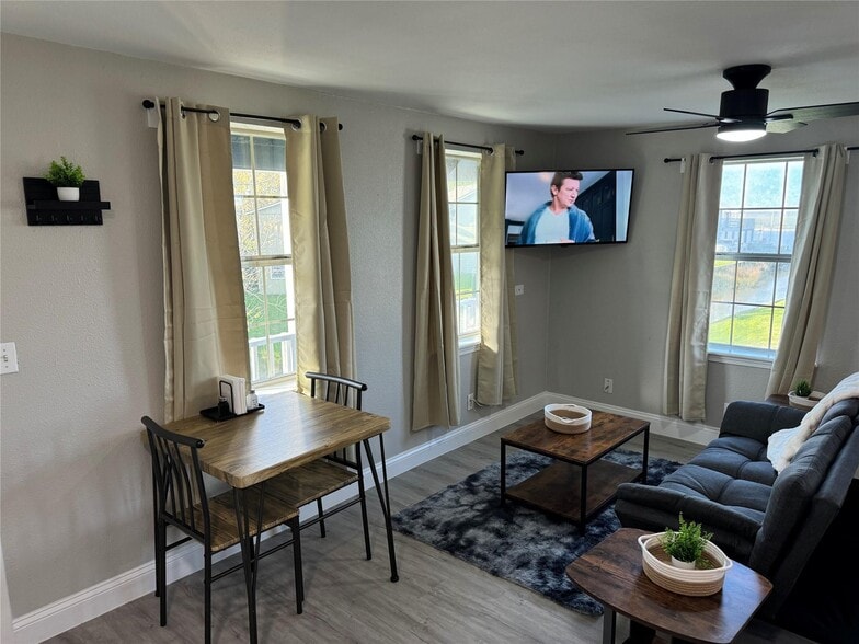 More Photos Of 5202 County Road 469, Brazoria Apartments For Sale