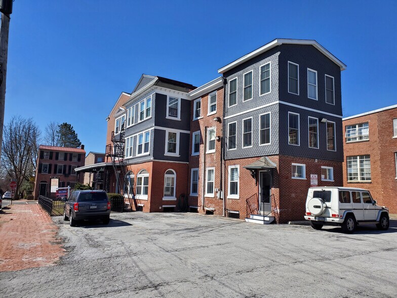 More Photos Of 225 S Church St, West Chester Loft Creative Space For Lease