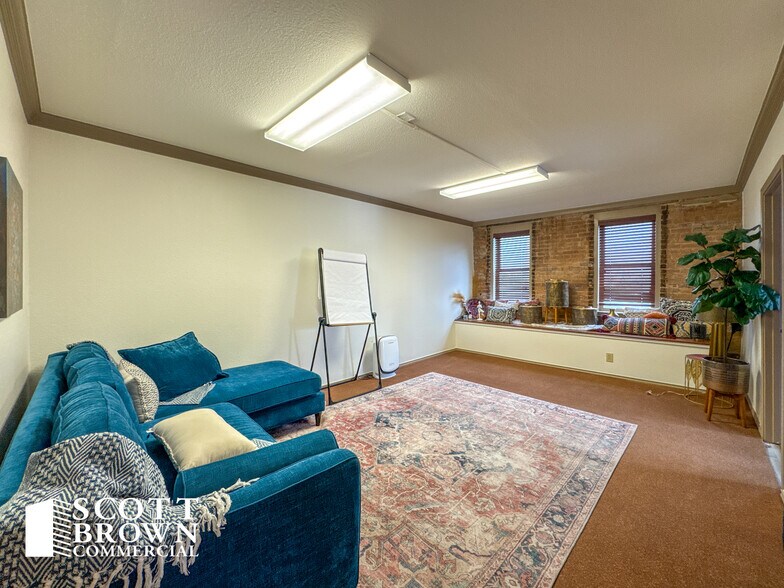 More Photos Of 101 N Austin St, Denton Loft Creative Space For Lease