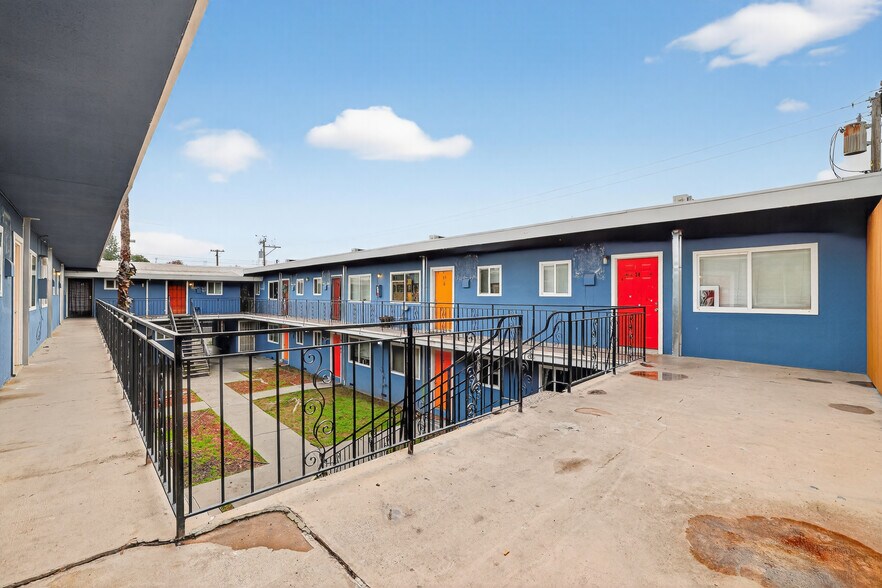 More Photos Of 701 Plaza Ave, Sacramento Apartments For Sale