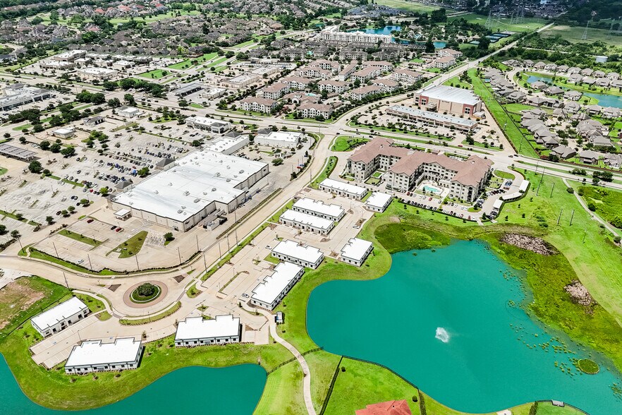 More Photos Of 5501 Cabrera Dr, Sugar Land Unknown For Lease