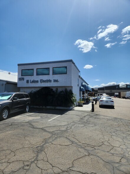More Photos Of 1370 Pioneer Way, El Cajon Warehouse For Lease