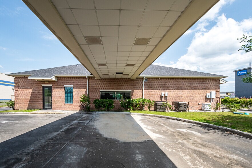 More Photos Of 22240 Farris Green Rd, Porter Bank For Sale
