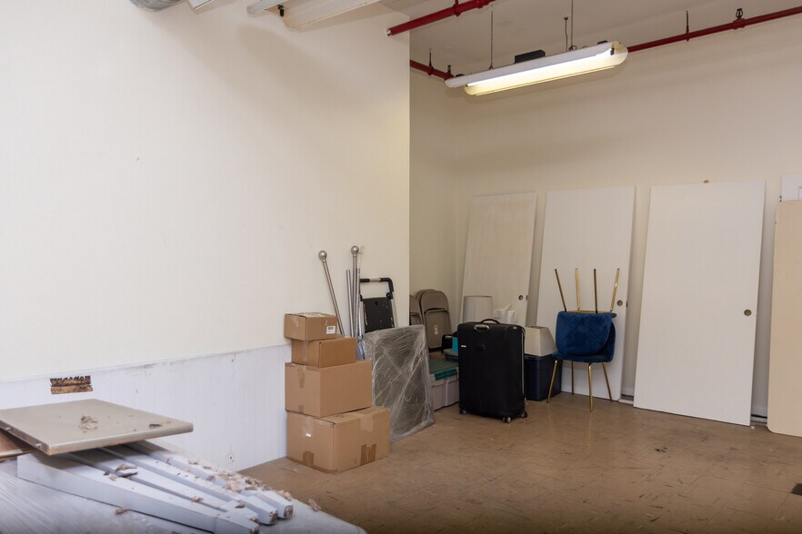 More Photos Of 801 Hazlett Ave, Wheeling Office For Sale