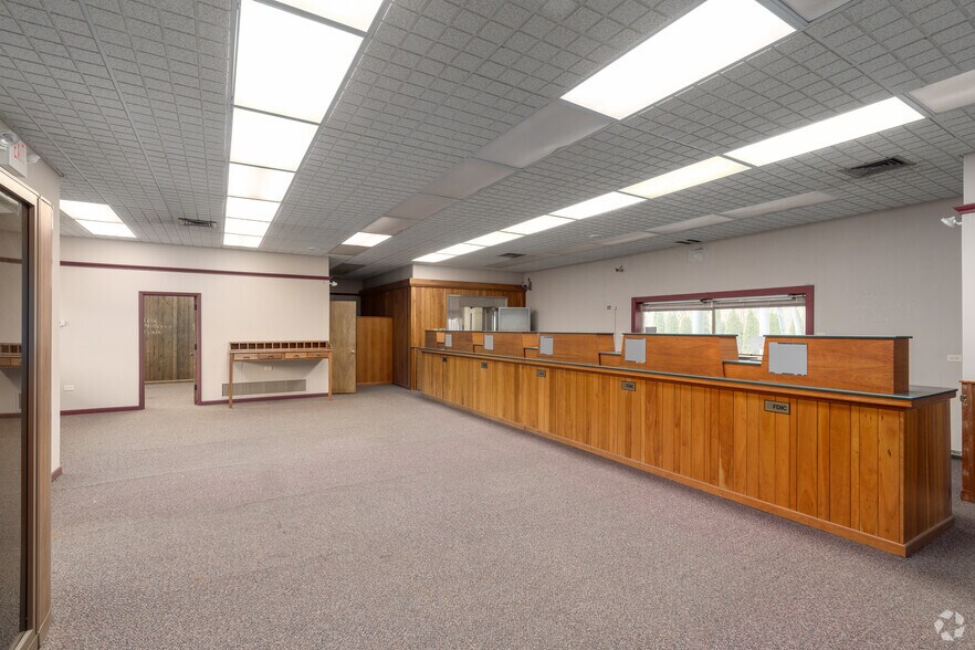 More Photos Of 347-349 Main St, Simpson Bank For Sale