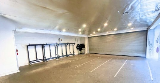 More Photos Of 1129 Cole Ave, Los Angeles Auto Repair For Lease