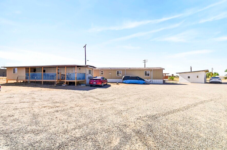 More Photos Of 11398 B Bartlett Ave, Adelanto Manufactured Housing Mobile Home Park For Sale