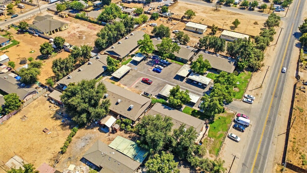 More Photos Of 1262 N Marks Ave, Fresno Apartments For Sale