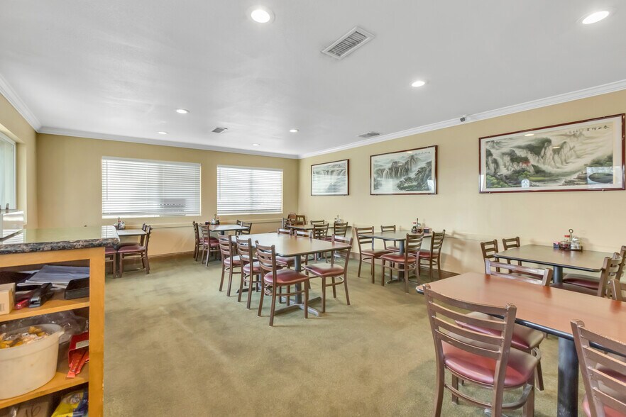 More Photos Of 9010 Grant Line Rd, Elk Grove Bar For Sale