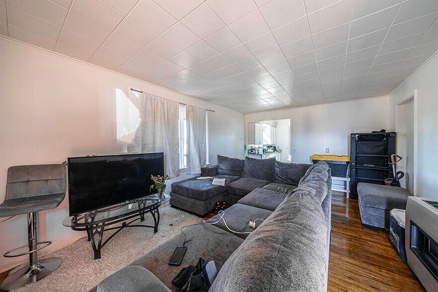 More Photos Of 144 Reager St, Medford Apartments For Sale