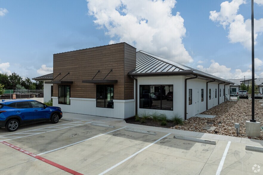 More Photos Of 4881 Williams Dr, Georgetown Medical For Lease