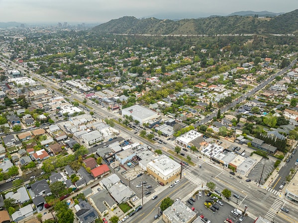 More Photos Of 1620 Colorado Blvd, Los Angeles Freestanding For Sale