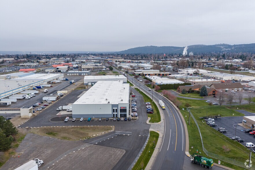 More Photos Of 11002 E Montgomery Dr, Spokane Valley Distribution For Lease