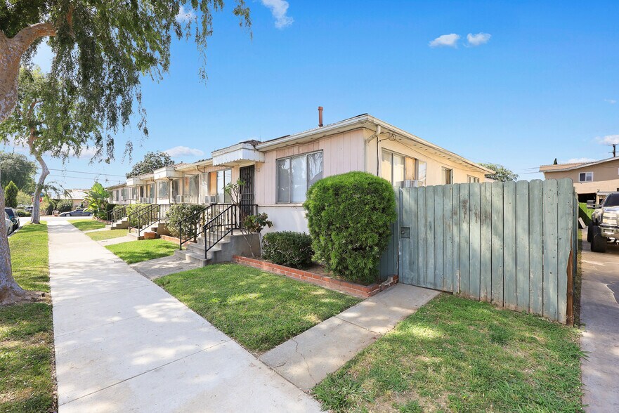 More Photos Of 600 W Mines Ave, Montebello Apartments For Sale