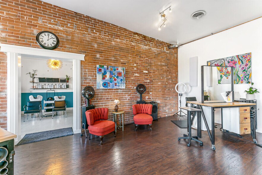 More Photos Of 3401-3435 S Lincoln St, Englewood Apartments For Lease