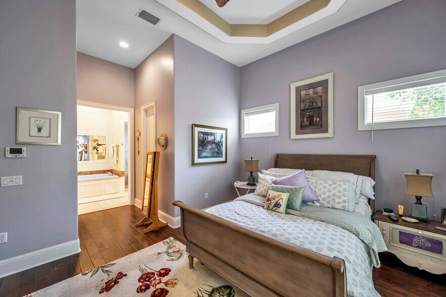 More Photos Of 429 2nd St S, Safety Harbor Specialty For Sale