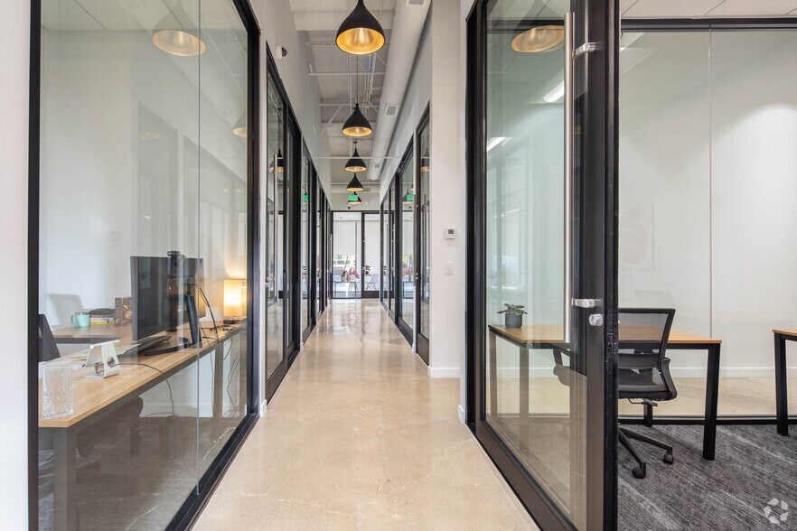 More Photos Of 18952 MacArthur Blvd, Irvine Office For Sale