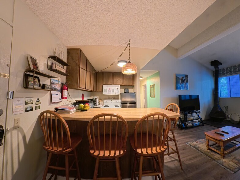 More Photos Of , Mammoth Lakes Multifamily For Sale