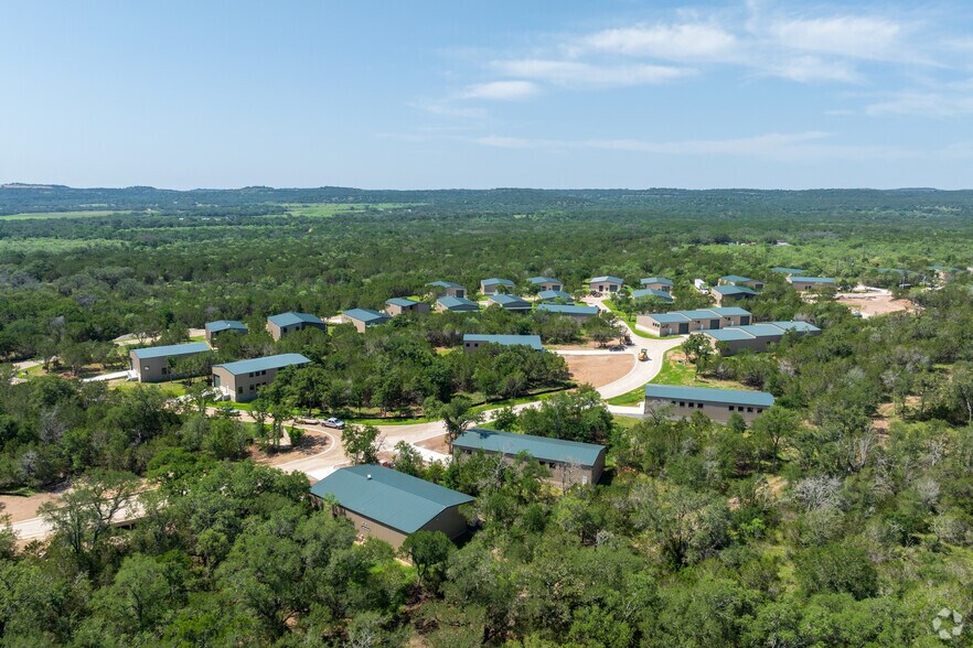 More Photos Of 7501 SH 71, Spicewood Unknown For Lease