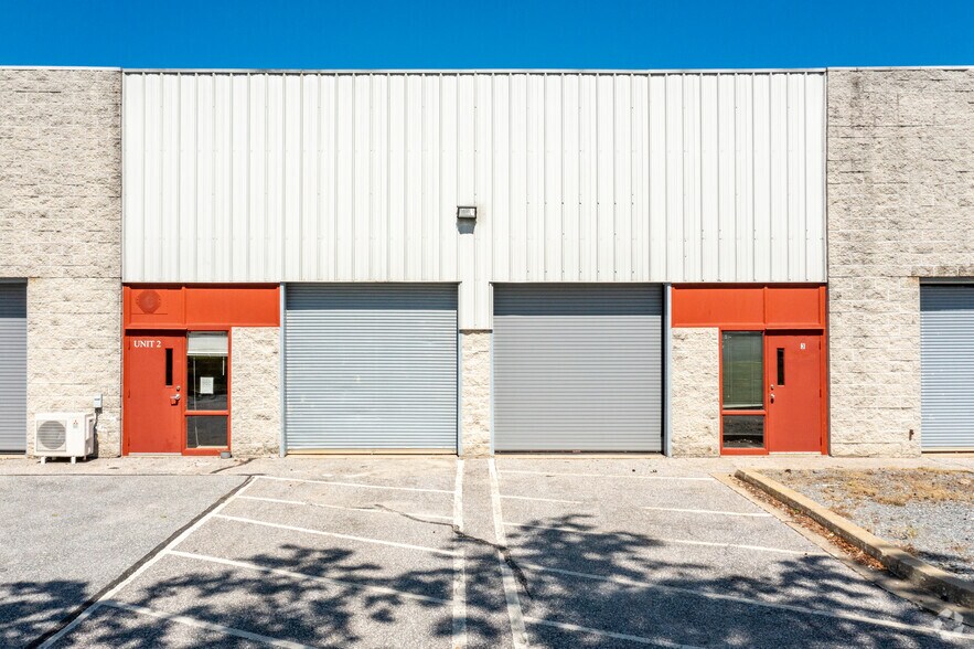 More Photos Of 150 Airport Dr, Westminster Warehouse For Lease