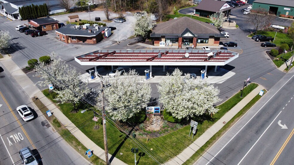 More Photos Of 80 West Ave, Saratoga Springs Convenience Store For Lease