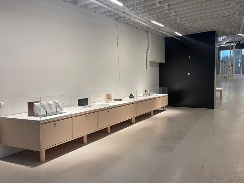 More Photos Of 2011 Magazine St, New Orleans Coworking Space