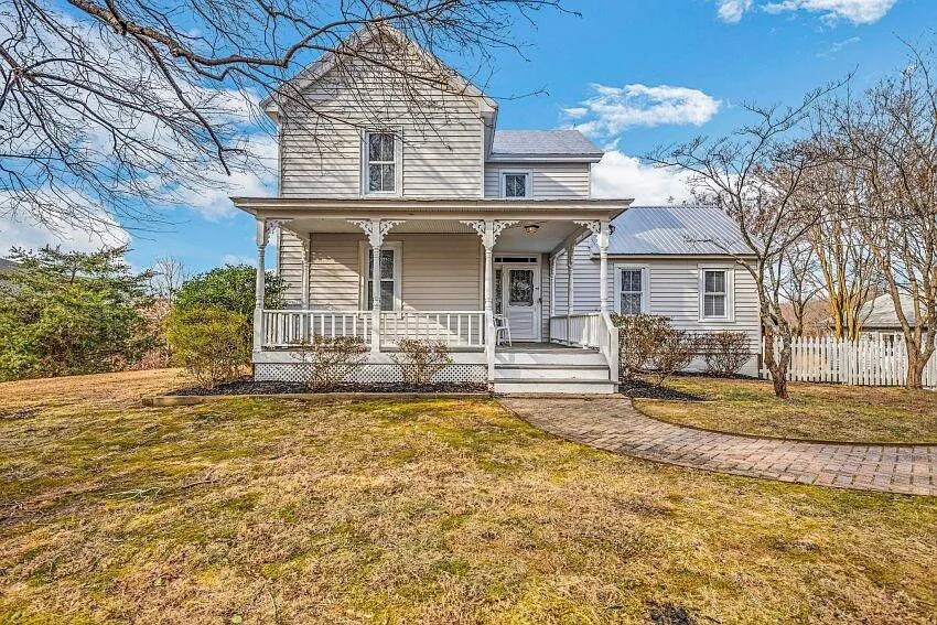 More Photos Of 4090 Old Town Rd, Huntingtown Flex For Sale