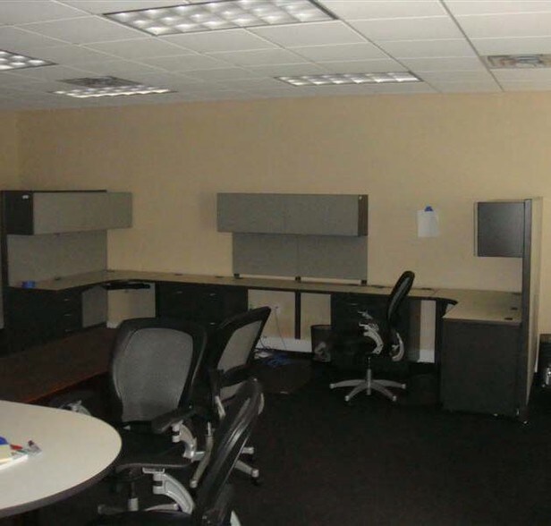 More Photos Of 2109 E Palm Ave, Tampa Loft Creative Space For Lease