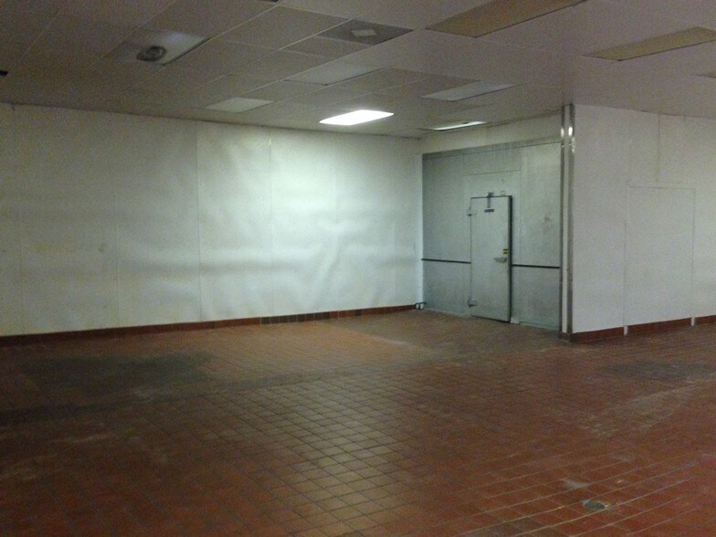 More Photos Of 115 Davis Cir SW, Marietta Food Processing For Sale