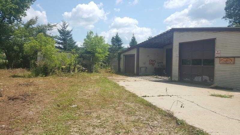 More Photos Of 2010-2012 Clayton Mill Rd, Mill River Specialty For Sale