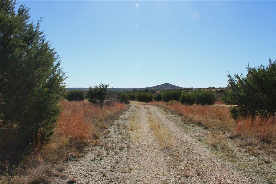 More Photos Of 1684 County Road 2234, Lampasas Land For Sale