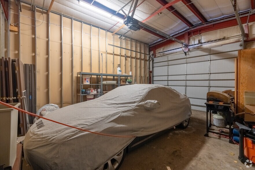 More Photos Of 10885 E 51st Ave, Denver Warehouse For Sale