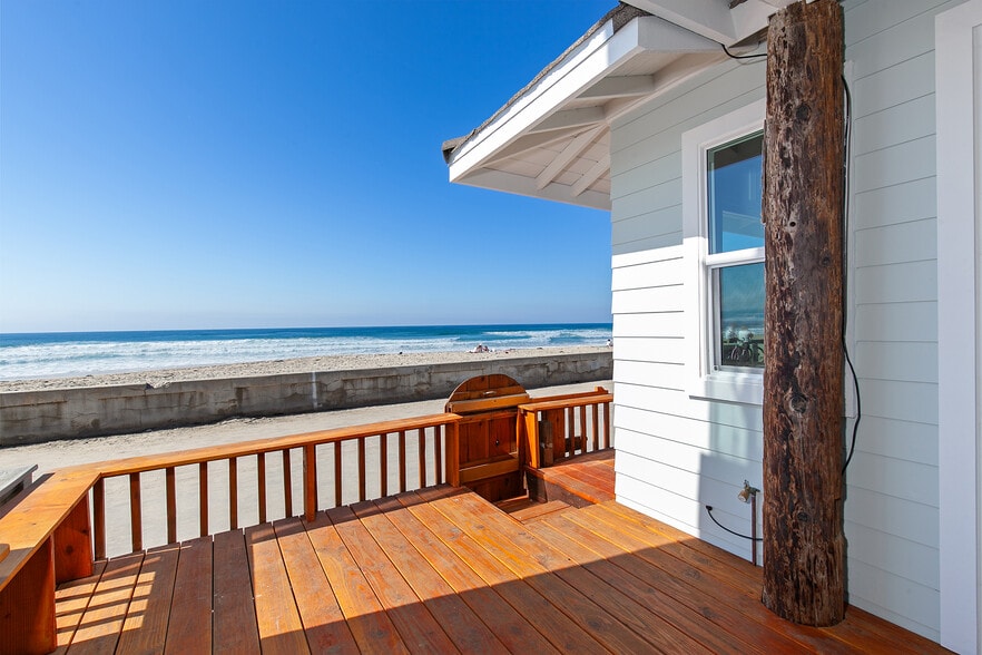 More Photos Of 3795 Ocean Front Walk, San Diego Apartments For Sale