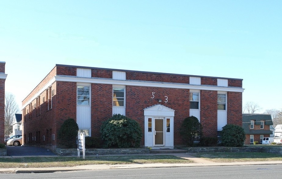 More Photos Of 53 Connecticut Blvd, East Hartford Office For Lease