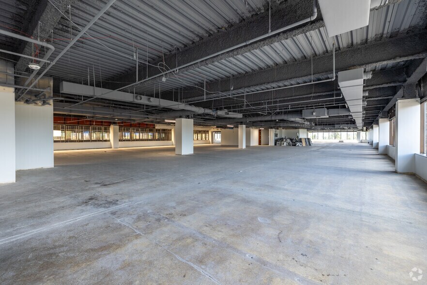 More Photos Of 9110 E Nichols Ave, Centennial Office For Sale