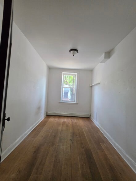 More Photos Of 470 Fairview Ave, Ridgewood Multifamily For Sale